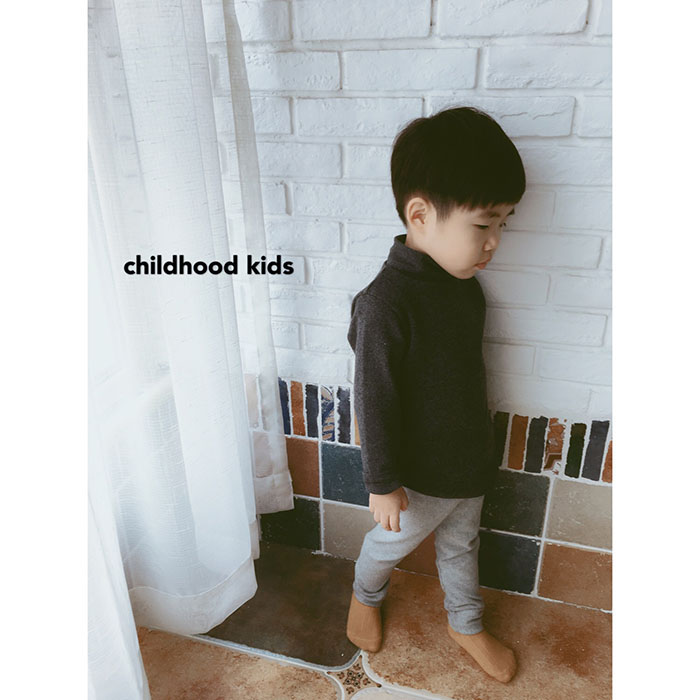 Trẻ em cổ cao chạm đáy áo chà nhám dày nam nhỏ trẻ em cotton dài tay áo thun nữ kho báu màu rắn hoang dã ấm áp ao thun dai tay be gai