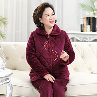 Розовый защитный амулет