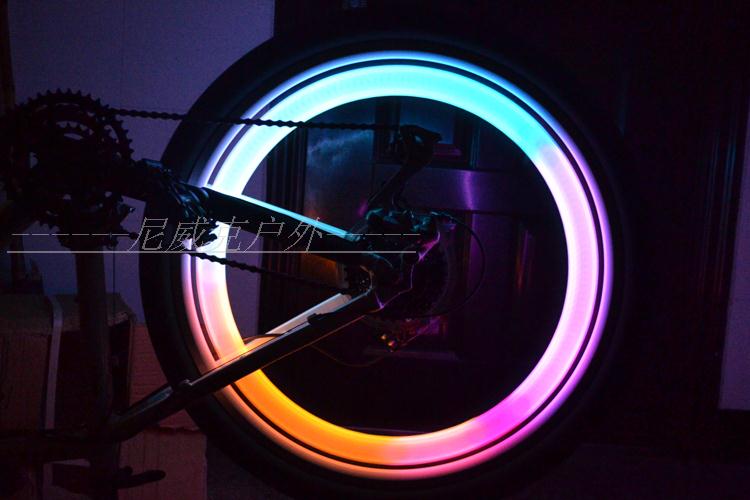 Eclairage pour vélo - feux de Valve - Ref 2400470 Image 42