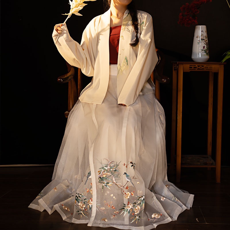 Konguji Hanfu Summer Thin Style Plum Bamboo and Cold Bird Embroidery Mamian Skirt Embroidered Skirt National Style White Half Skirt