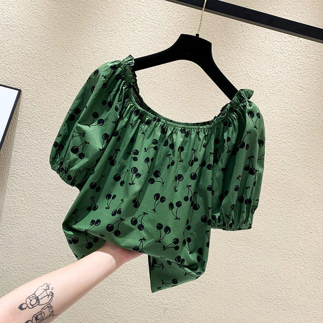 Fat sister foreign style short-sleeved floral t-shirt women's ins tide 2022 summer dress new design sense niche age-reducing top