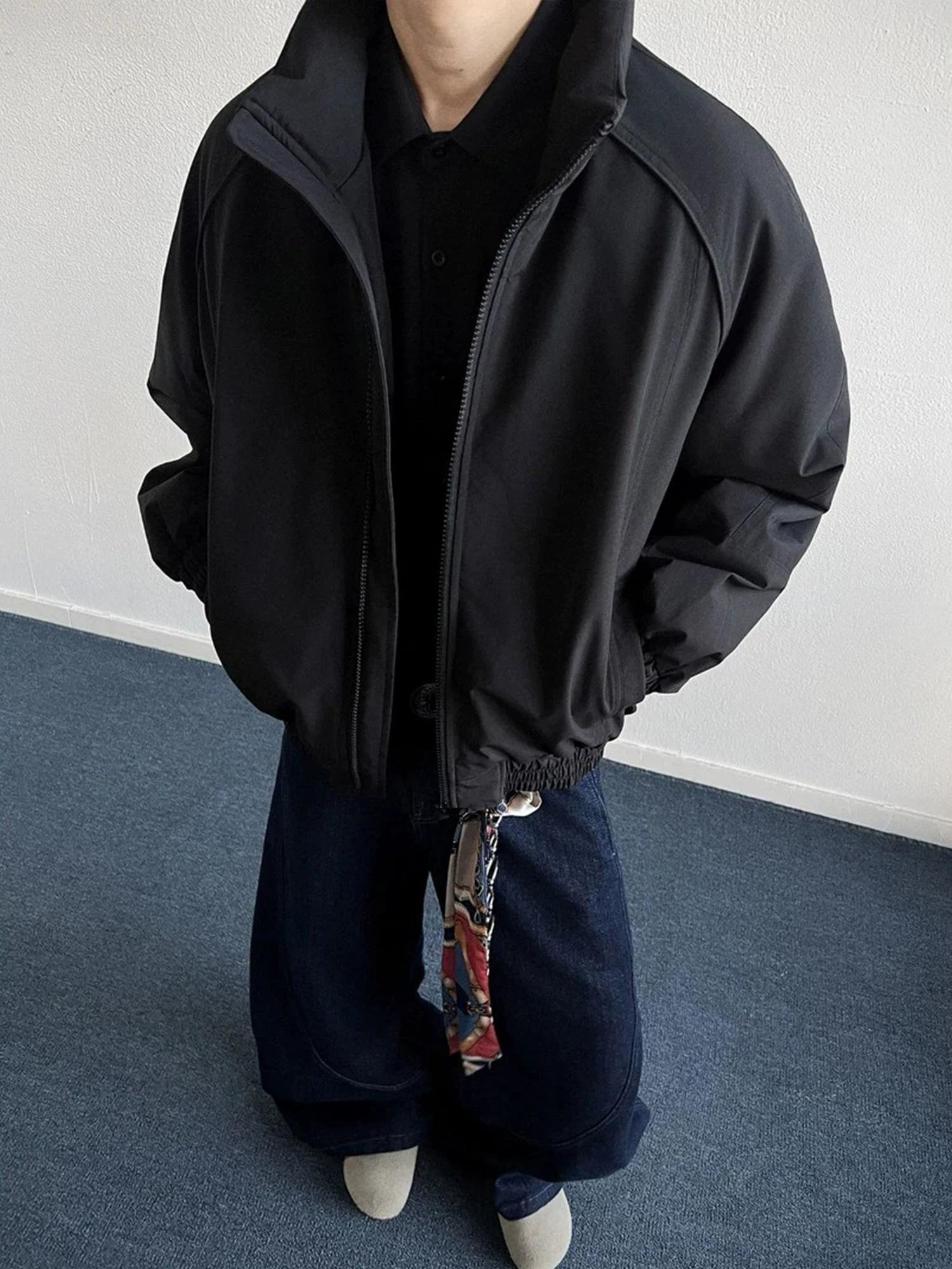 Short men's winter down jacket, American style