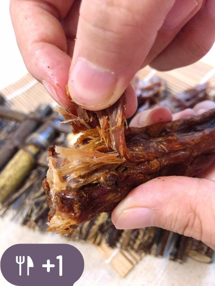 Northeast Jilin City specialty old lady hand tear duck neck air dried duck neck TV series companion snack five sticks