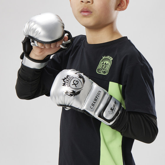 Leiskon children's boxing gloves half finger MMA