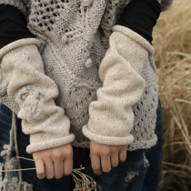 Qianai Forest Listen to Snow ~ Qianai Design Irregular Wool Knitted Wool Miscellaneous Gloves Embroidery Flowers