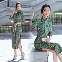 Cheongsam 2021 autumn and winter long suede vintage daily improvement mother dress belly slim long sleeve cheongsam skirt