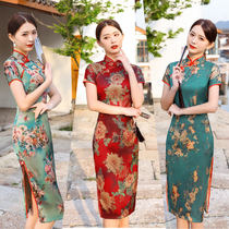 Cheongsam imitation fragrant cloud yarn short sleeve long size daily catwalk photo improved temperament elegant dress