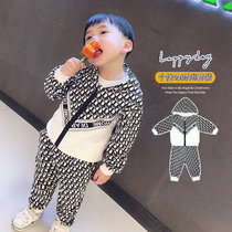 2022 new childrens spring and autumn sports fashion Even hat-shirt suit pure cotton boy baby Two sets of childrens clothes