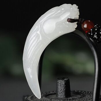 Chinese zodiac jade gift pendant for men and women with certificate