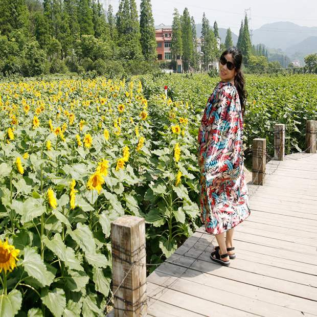 Mặc quần áo ngoài trời bãi biển bãi biển bơi mặc quần áo thay đồ mặc quần áo di động lều nhanh khô thay quần áo - Lều / mái hiên / phụ kiện lều lều