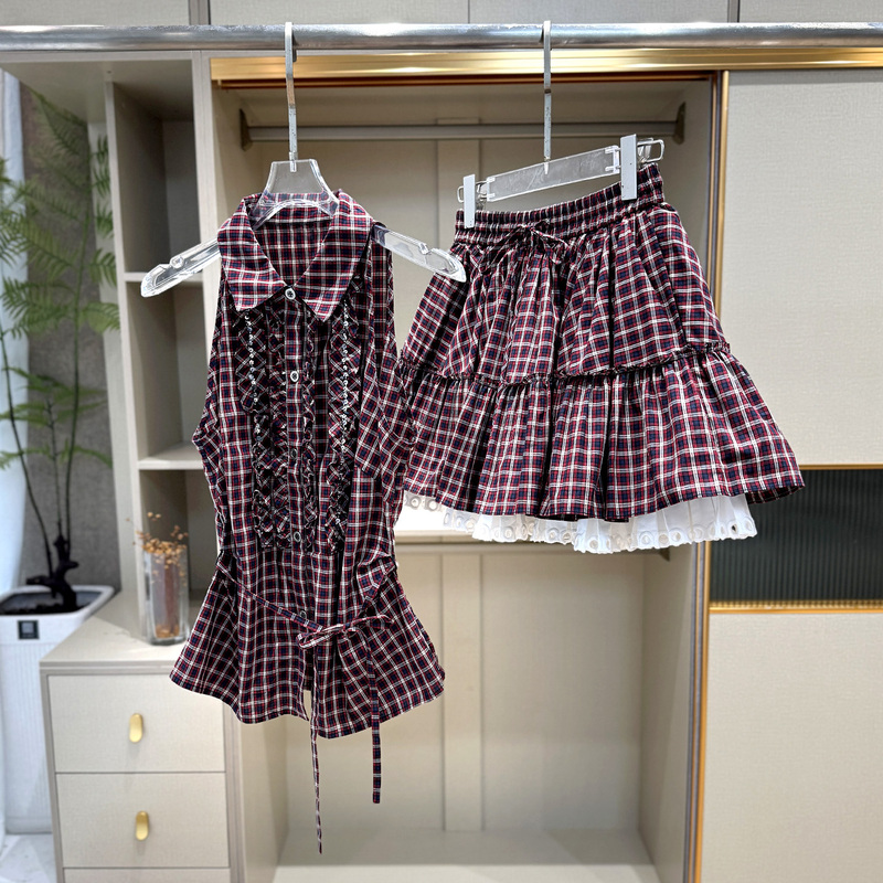 Shenzhen Nanyou Retro Plaid Sleeveless Top and Short Skirt Light Luxury Fashion Set for Women Summer 2026 New Two-Piece Set Shenzhen Nanyou Retro Plaid Sleeveless Top and Short Skirt Light Luxury Fashion Set for Women Summer 2026 New Two-Piece Set