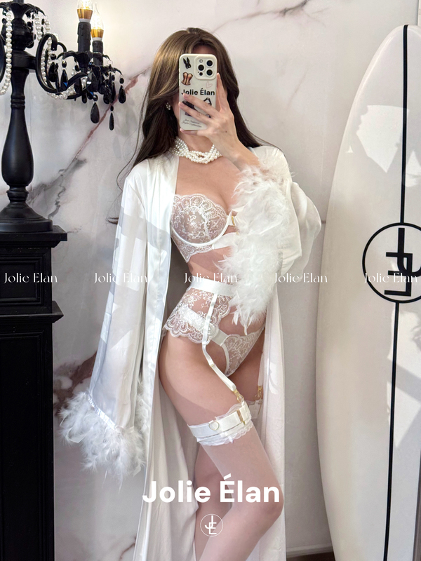 Jolieelan·Gatsby·French Lace Hollow-Out See-Through Push-Up High-End Sexy Lingerie Set