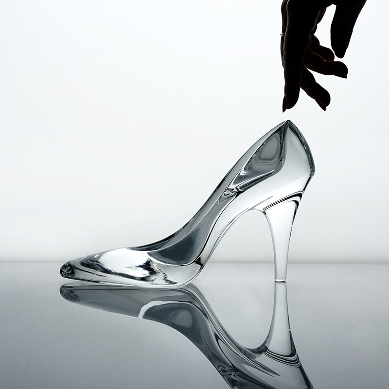 Czech Imported Bohemia Crystal Glass Shoe Ornaments Scandinavian Accessible Luxury Cinderella Crystal Shoes Valentine's Day Gift Czech Imported Bohemia Crystal Glass Shoe Ornaments Scandinavian Accessible Luxury Cinderella Crystal Shoes Valentine's Day Gift