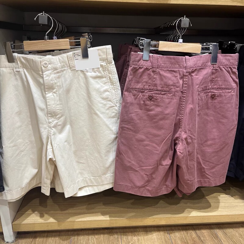 Uniqlo Men's and Women's Cotton Shorts/Pants 26 Spring and Summer New Style 482944 Uniqlo Men's and Women's Cotton Shorts/Pants 26 Spring and Summer New Style 482944