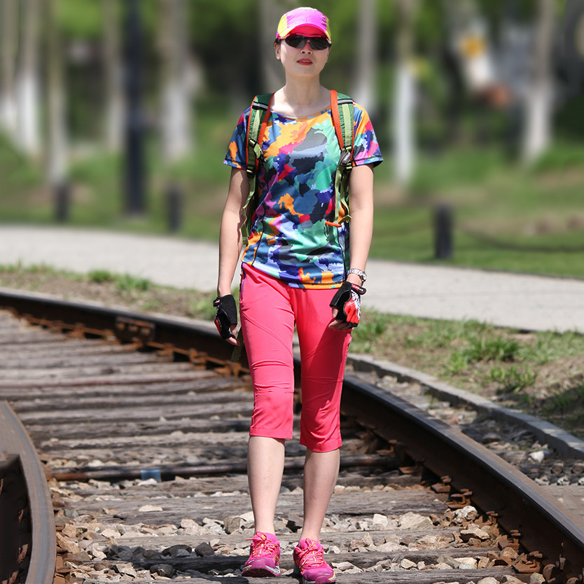 Outdoor sports suit women's summer quick-drying pants sunscreen thin camouflage short-sleeved 7-point shorts mountaineering clothing