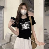 Дизайнерская короткая брендовая футболка, тренд сезона, короткий рукав