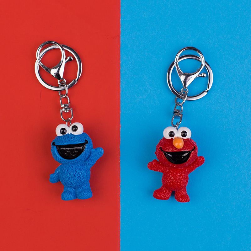 kaws Sesame Street doll keychain ins couple cartoon pendant Men's and women's school bag pendant Car keychain