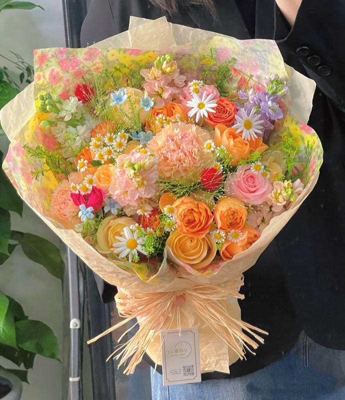 Chun | Mixed Flower Bouquet with Dopamine Roses, Finished Product with an Instagram-Style Vibe, Gift for Girlfriend or Best Friend on Birthday
