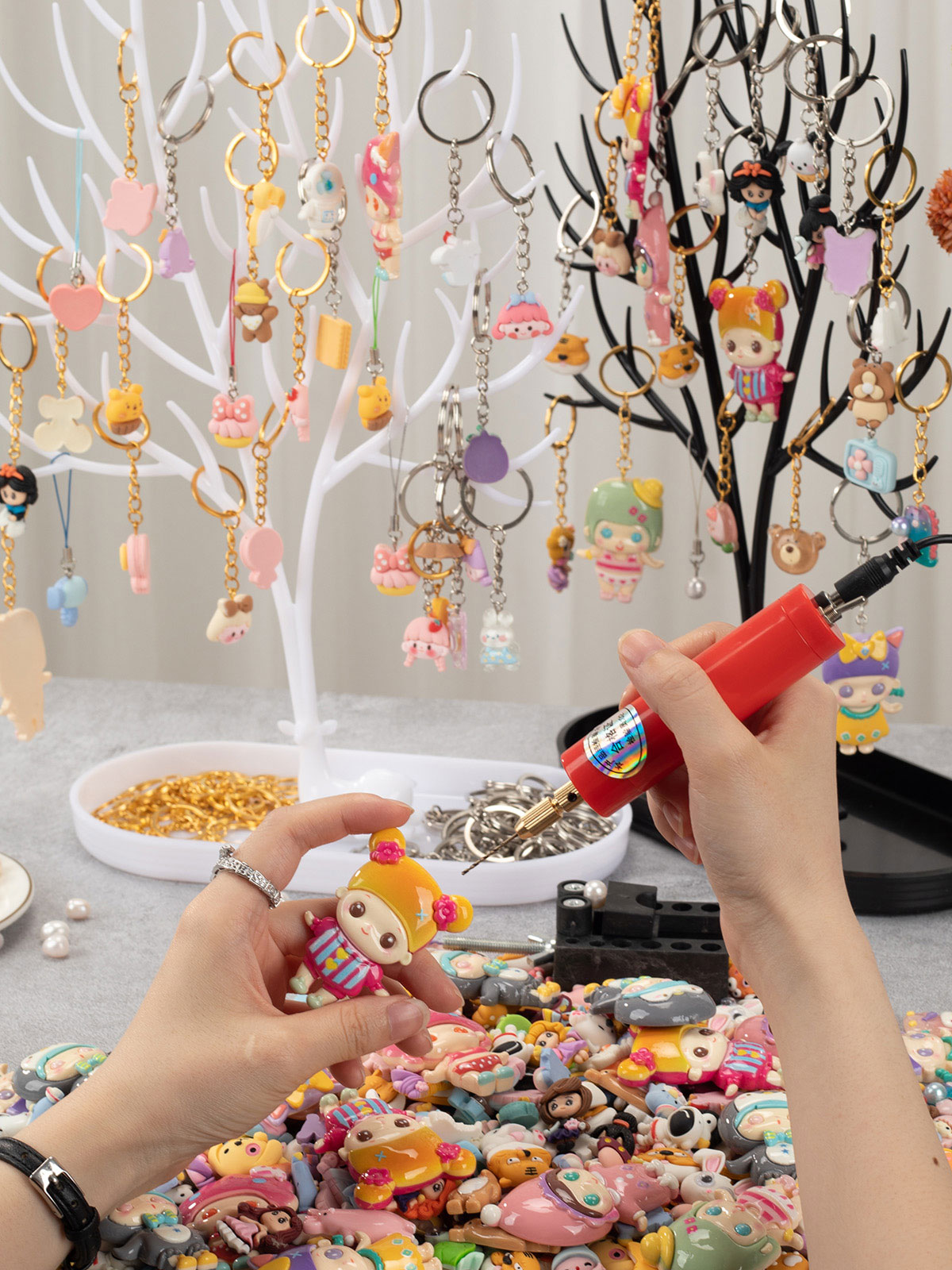 充電式家庭用手作り DIY ミニ電動ドリル 接着剤遊び 研磨 クルミ ソープベリー パンチングマシン