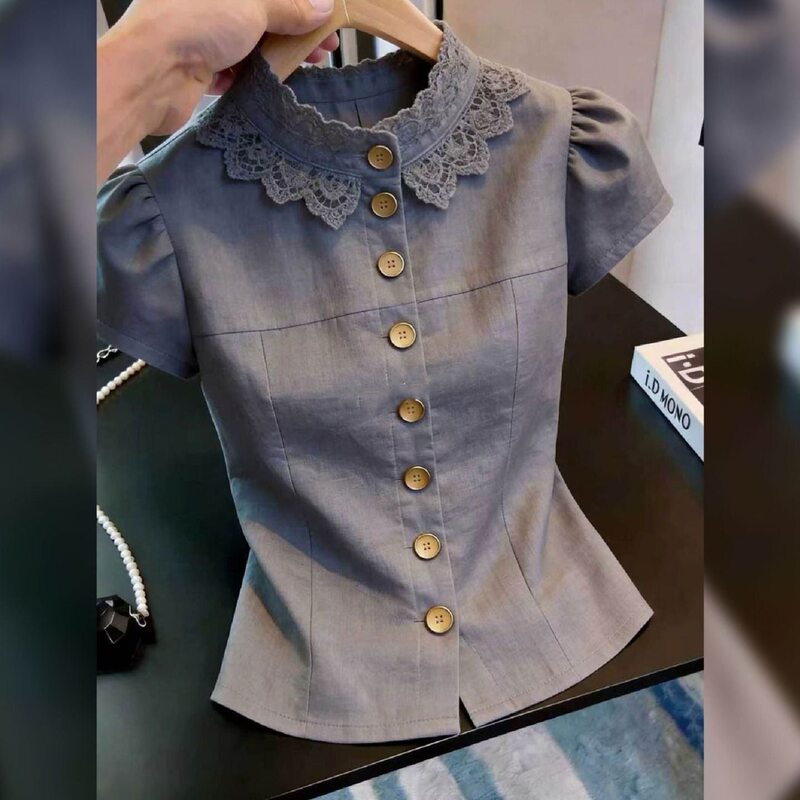 2026 Summer New Style French Design Gray Lace Stand-Up Collar Shirt, Unique, Beautiful and Super Nice-Looking Top for Women