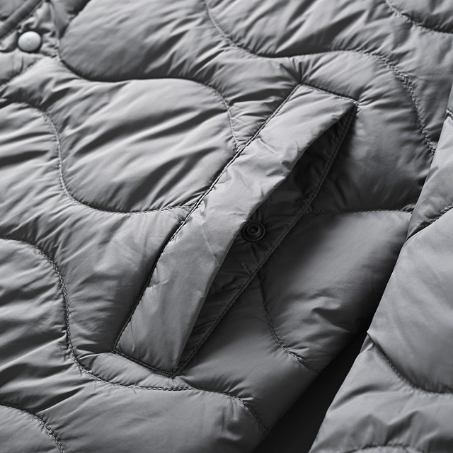 Men's Vintage 90% Duck down Warm Collarless Quilted down Jacket with Separate Compartments, Export Surplus