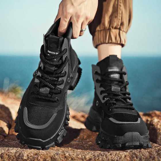 劳保男鞋夏季工地干活防滑耐磨工作户外登山休闲运动黑色马丁靴子