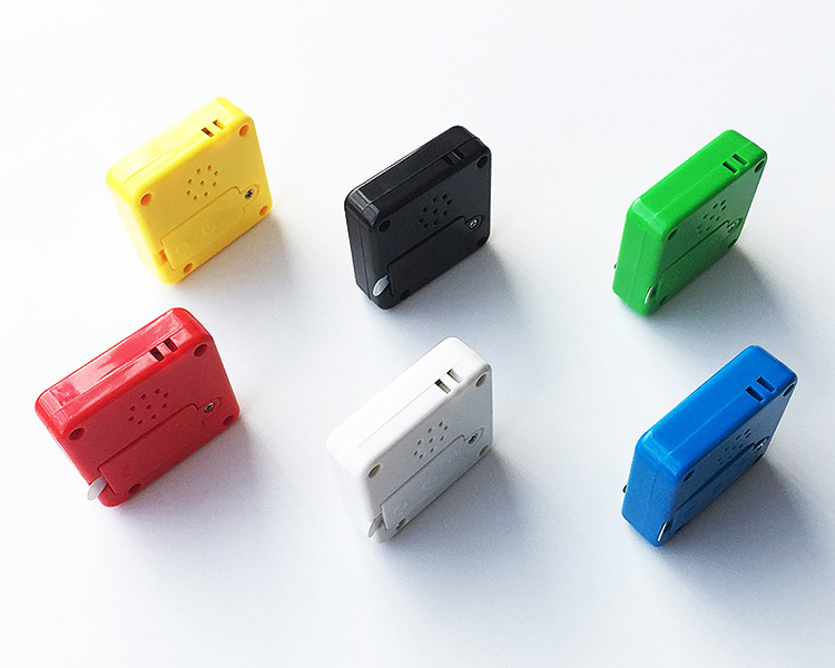 Nhật Bản mini gamepoke chìa khóa mặt dây chuyền cầm tay hoài cổ nhỏ cầm tay trò chơi tetris cầm tay - Bảng điều khiển trò chơi di động máy chơi game cầm tay