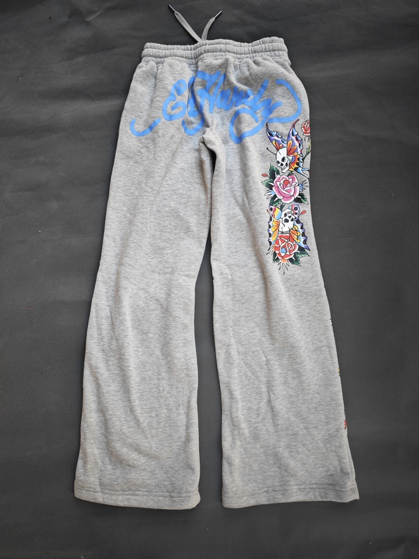Trendy Women's Polyester-Cotton Printed Hoodie Jacket with Wide-Leg Pants in Gray, Vintage Ed Fashion Style Trendy Women's Polyester-Cotton Printed Hoodie Jacket with Wide-Leg Pants in Gray, Vintage Ed Fashion Style