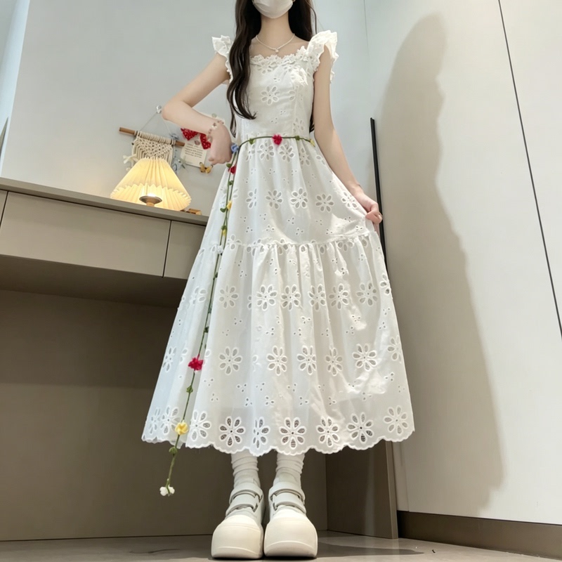 Super Fairy-Like Dress with Small Flying Sleeves and Hollow-Out Design for Young Girls, Sweet French Resort Style Summer Mid-Length Dress for Middle and High School Students