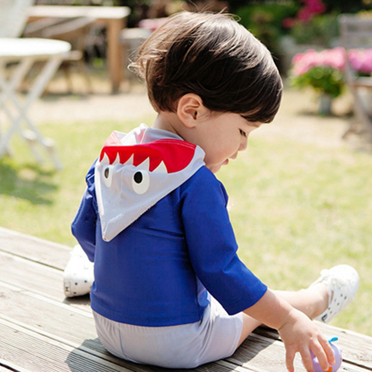 Korean baby boy swimsuit boy Two-style Lianhood sunscreen Speed dry swimsuit small CUHK Scout swimsuit