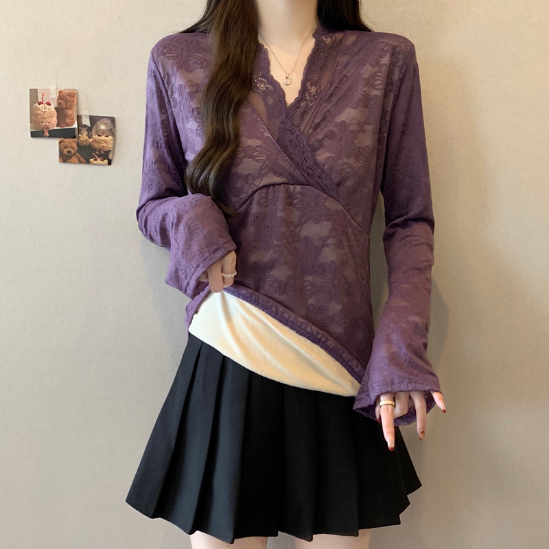 Plus-Size Sexy Pure Desire Purple V-Neck Lace Long-Sleeve T-Shirt for Women, Slim-Fit Inner Layer with Fleece Lining