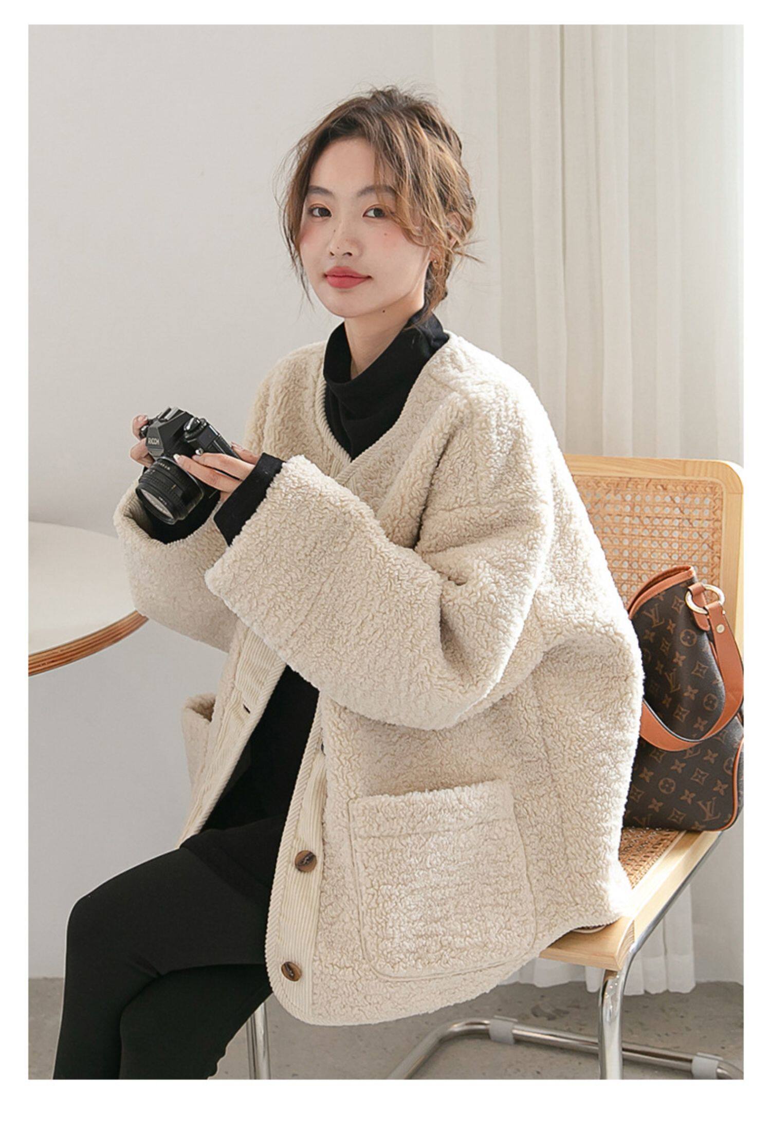 Пальто для беременных 孕妇装秋冬新款宽松大码遮肚显瘦无领羊羔毛保暖外套