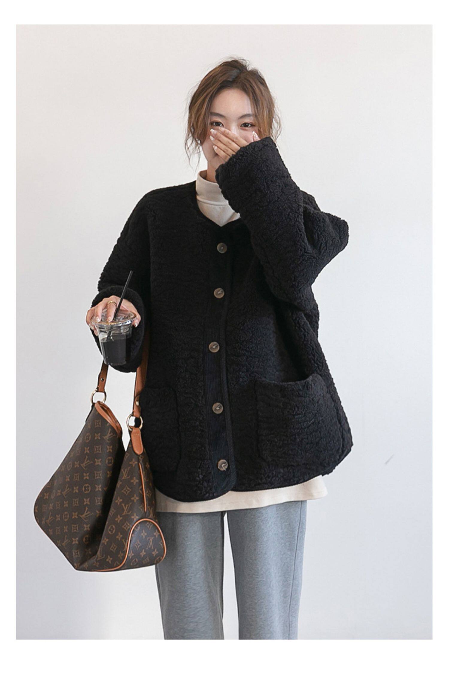 Пальто для беременных 孕妇装秋冬新款宽松大码遮肚显瘦无领羊羔毛保暖外套