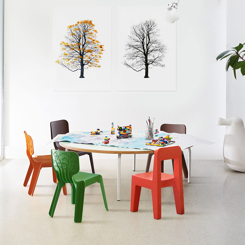 Italy imports Magis Alma children small chair plastic light leaning back chair Nordic minimis outdoor