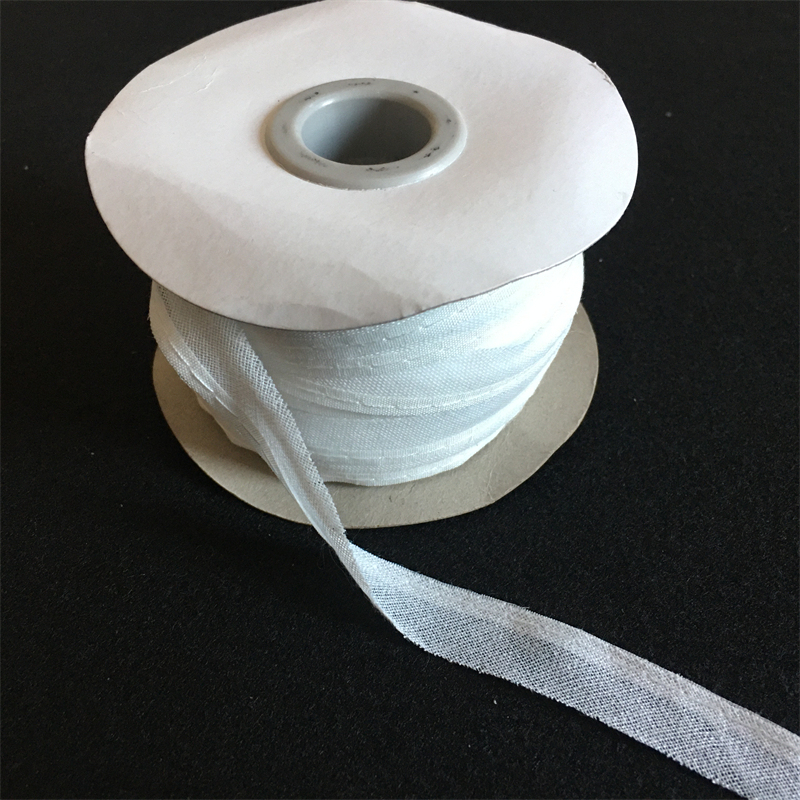 1.2cm Interlining with Woven Ends for Suits, 5850 Black and White Diagonal Silk Combination Interlining, 4 Pieces with Free Shipping