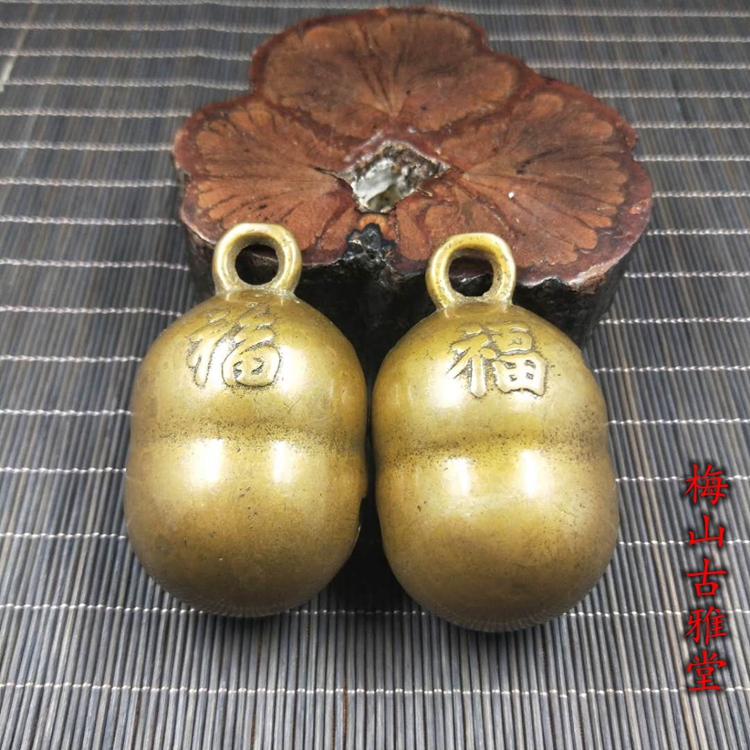Antique miscellaneous collection Qing Dynasty copper bell pig waist Bell Bell Fu character Bell pure copper bell single price
