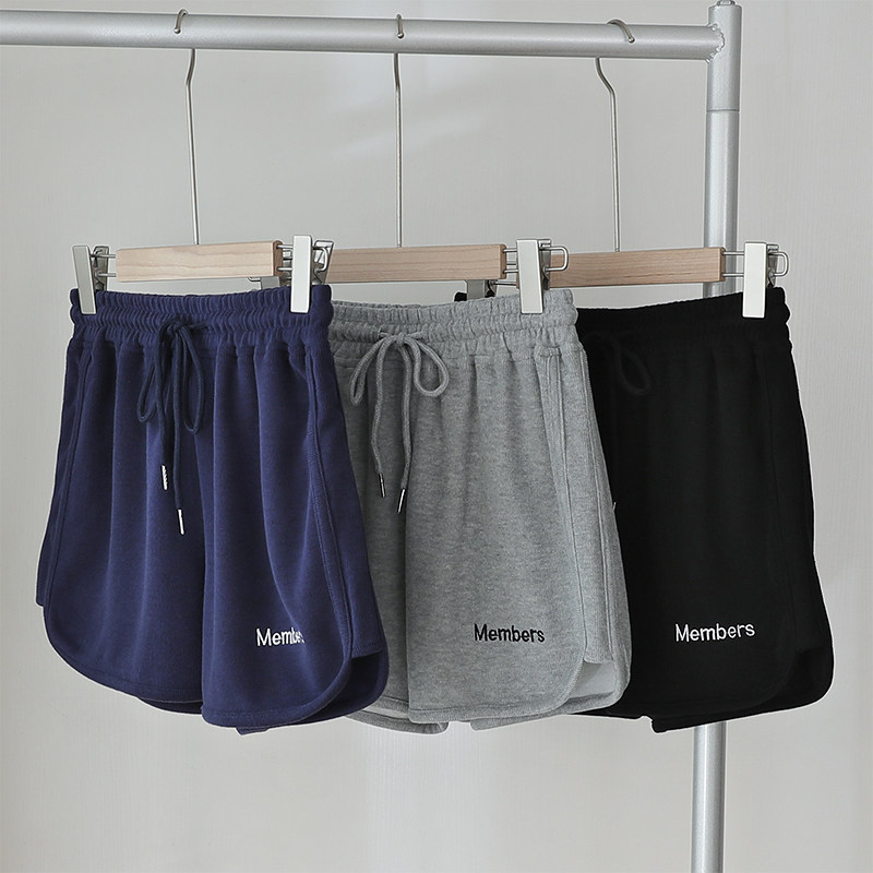 2021 Thin summer casual pants large size Sizes Shorts Women Summer Fat Sister Sports Running Outside Wearing Loose Fat Mm Pants