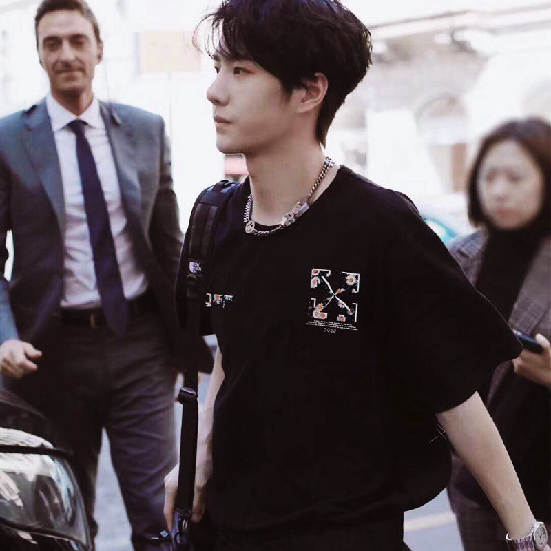 Bin Shi Yishu Wang Yibo Tongan Little Chrysanthemum Speed Dry Short Sleeve T-shirt Male Internet Red Tides Summer Ice Feelings Lovers