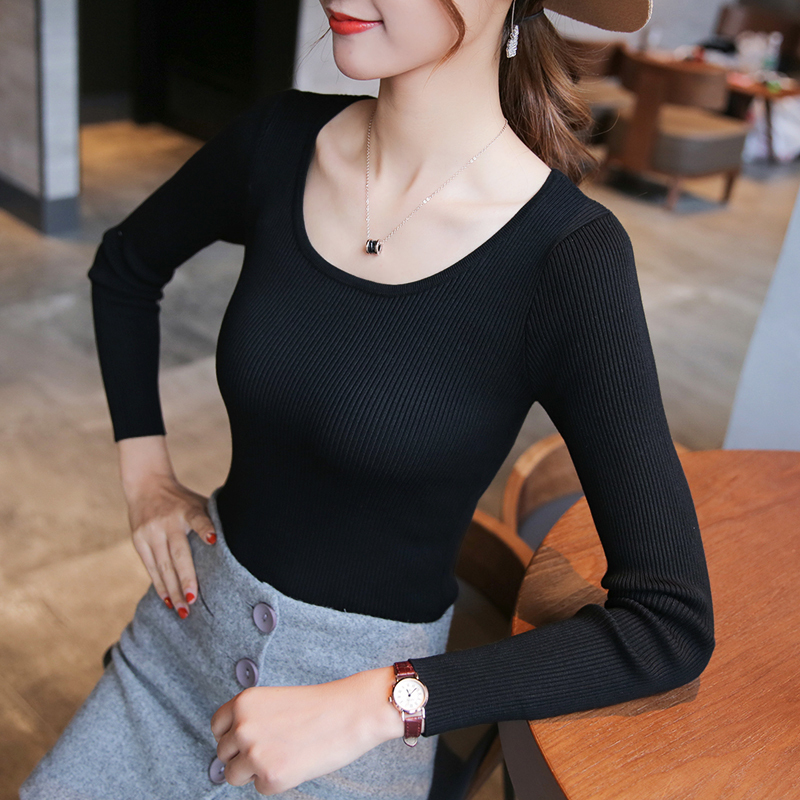 Black Round-Neck Knitted Base Shirt for Women, Long-Sleeved, Spring and Autumn Style, Slim Fit, Stylish, Low-Neck, Tight-Fitting Sweater for Autumn and Winter