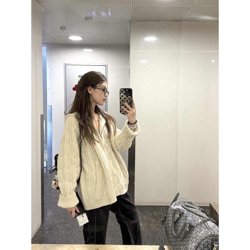 Xzz Charmingl Return of the Old Money Style 100% Wool Hooded Cable Knit Sweater Autumn and Winter Knitted Cardigan Jacket Xzz Charmingl Return of the Old Money Style 100% Wool Hooded Cable Knit Sweater Autumn and Winter Knitted Cardigan Jacket