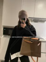 Черный красивый раб