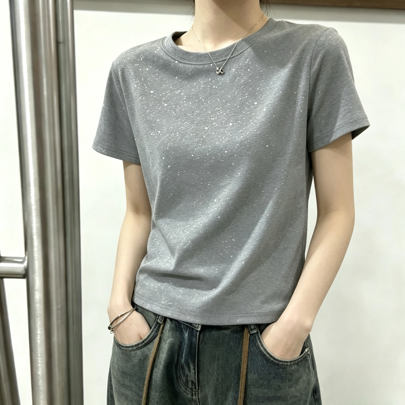 Short-Sleeve T-Shirt for Women in Deep Floral Gray with Star Pattern, Korean Style, Versatile, New Summer Model, Round Neck, Slimming, Shiny Top