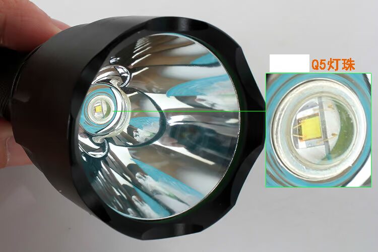 C8 chói sạc chiến thuật chống nước Q5 đèn led chiếu sáng ngoài trời tầm xa đèn pin laze
