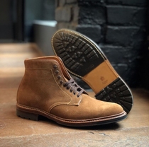  (Domestic spot)Alden Snuff turned suede bald tooling boots light-colored side mace bottom