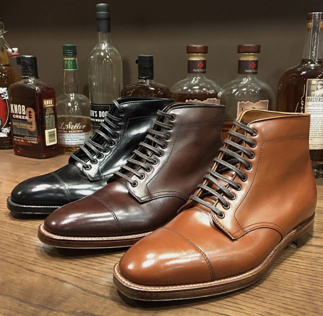Alden Cap toe three joints Bull Leather Gentleman Leather Boots Whisky Color Nine Holes High Cylinder can fit Western pants