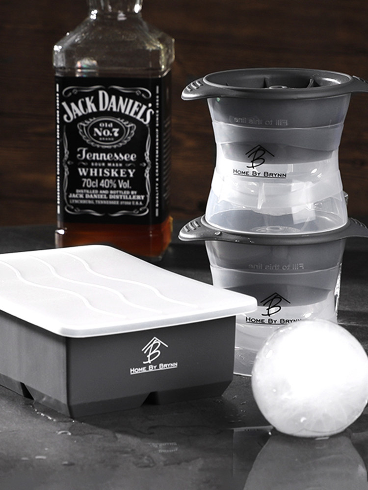 Creative ice hockey mold frozen round ice box Ice box set Whiskey large silicone ice grid Household ice box