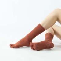 Кирпично красный