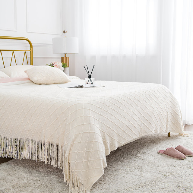Nordic ins blanket famous bedside towel knitted ຜ້າຫົ່ມສະດວກສະບາຍອົບອຸ່ນທຸກລະດູການ ຜ້າຫົ່ມ sofa ຂາຫນາງ່າຍດາຍ