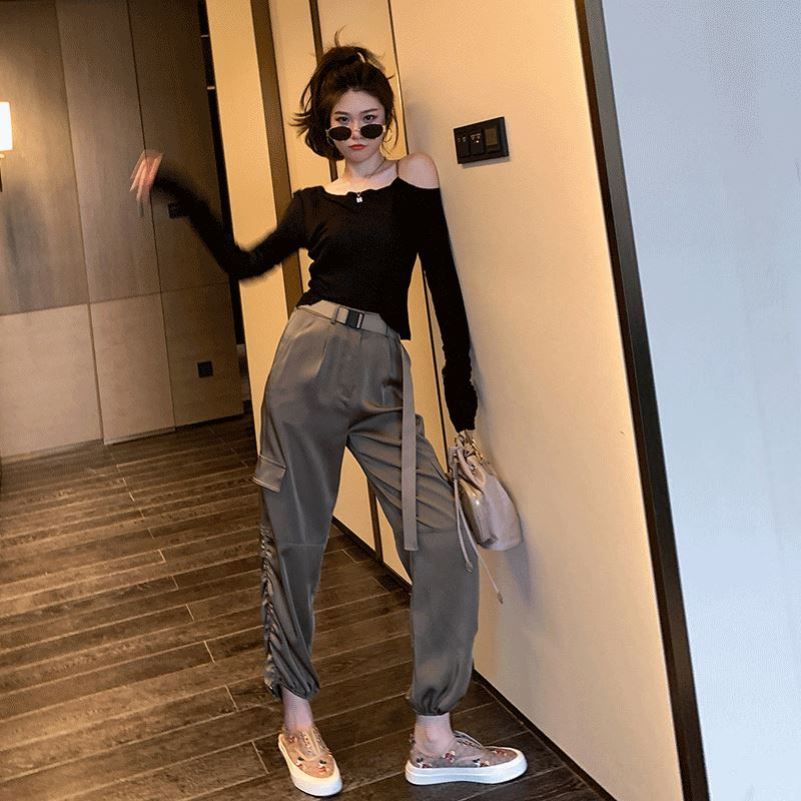 Overalls two-piece women's net red Europe and the United States Minimalist slim-fit crimping lining Hyuna acetate chiffon shirt letter bandwidth station