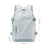 Серый большой